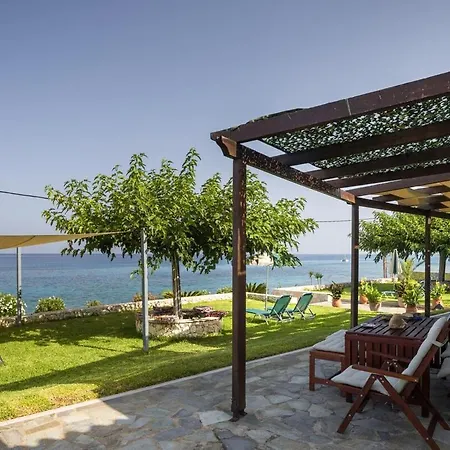 Orianthi's Beachfront * Skala (Kefalonia)