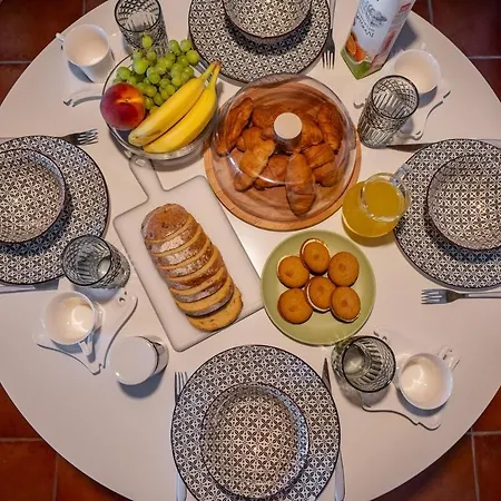 Orianthi's Beachfront Дом отдыха