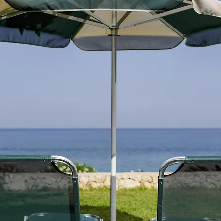 Ferienhaus Orianthi's Beachfront