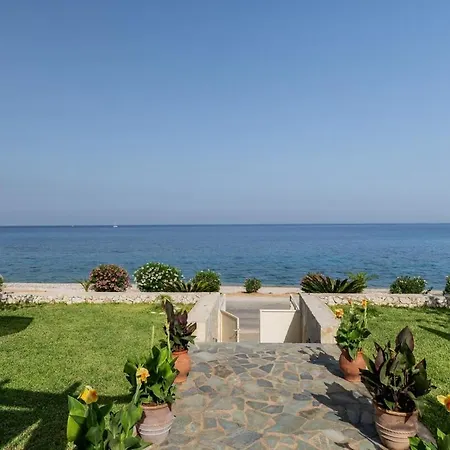 Orianthi's Beachfront