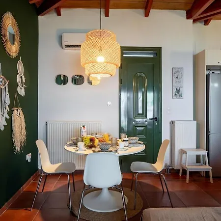 Orianthi's Beachfront Ferienhaus *