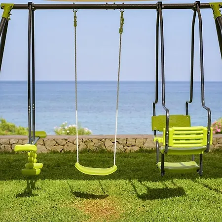 Orianthi's Beachfront Ferienhaus