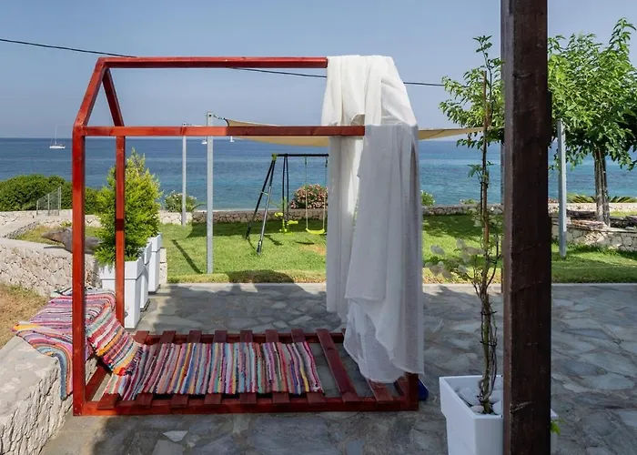 Holiday home Orianthi's Beachfront Skala (Kefalonia)