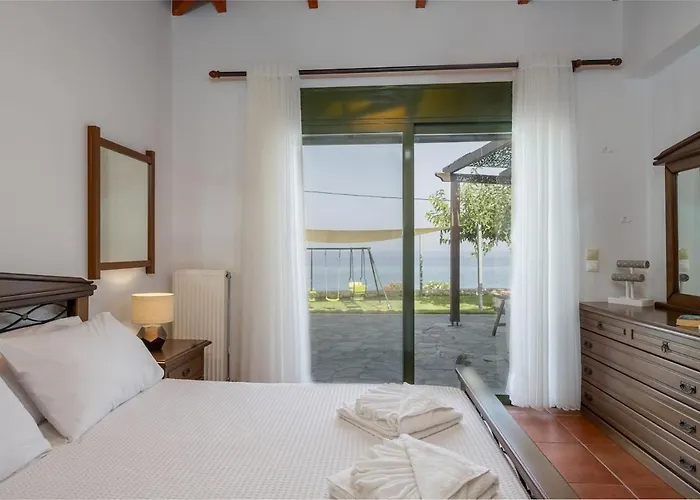 Holiday home Orianthi's Beachfront Skala (Kefalonia)